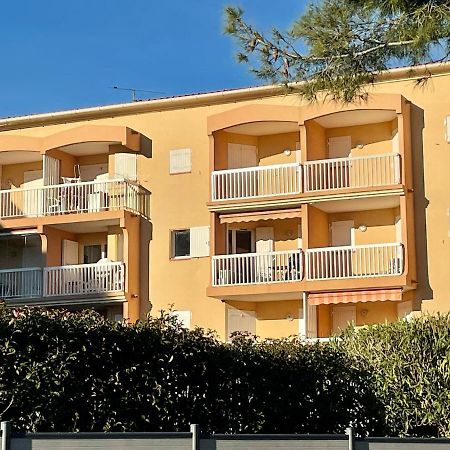 Apartment Newly Renovated Aircond-Wifi-Pool-Sea View-150M To Beaches- Сен-Агулф Екстериор снимка