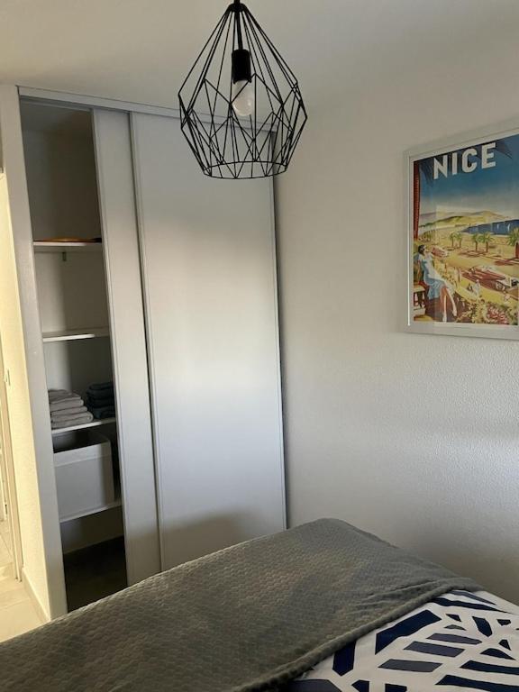 Apartment Newly Renovated Aircond-Wifi-Pool-Sea View-150M To Beaches- Сен-Агулф Екстериор снимка